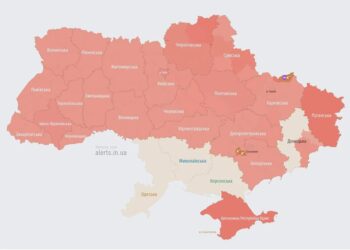 Армія рф атакувала Україну ракетами, у Києві та області чули вибухи