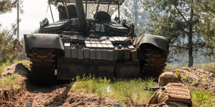 На фронті вже зафіксували понад 60 боїв, ворог здійснив спроби штурму біля Антонівського мосту – Генштаб