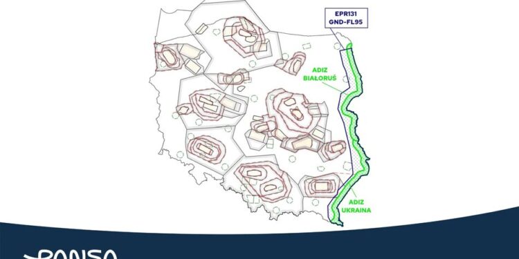 Польща вводить обмеження на польоти біля кордонів України та білорусі: чи вплине на рух цивільних літаків
