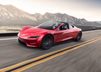 Презентацію "ракетного" Tesla Roadster перенесли