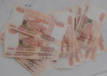 російські компанії накопичили понад 117 млрд доларів боргів – розвідка