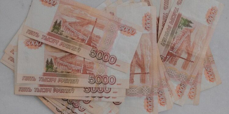 російські компанії накопичили понад 117 млрд доларів боргів – розвідка