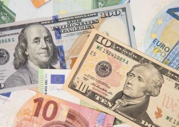 Курс валют на 19 червня: долар продовжує дорожчати, євро відчутно впало