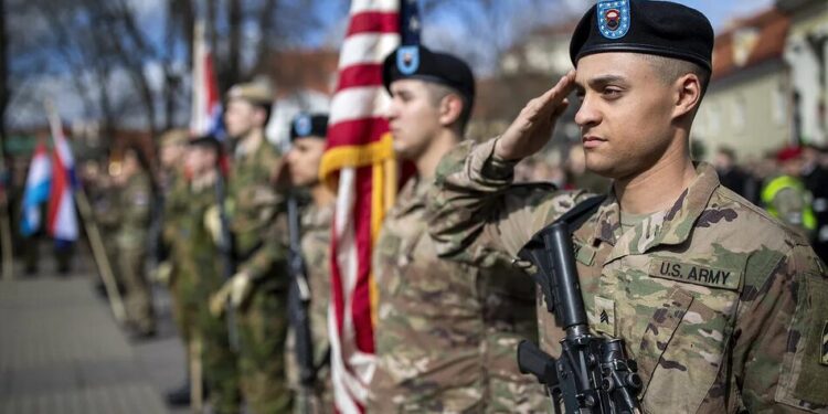 США виводять понад тисячу військових із Литви