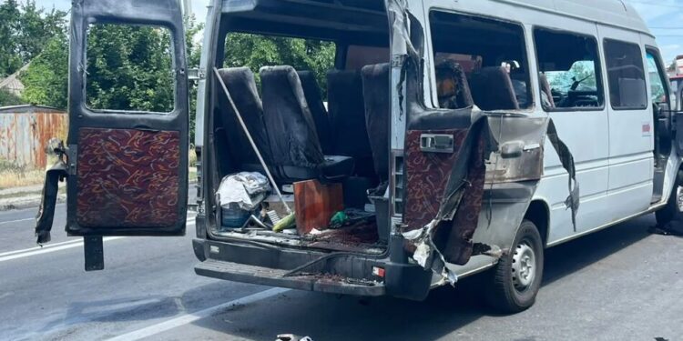 Кількість постраждалих через атаку рф на маршрутку в Запоріжжі зросла