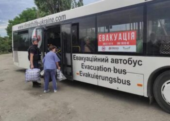 На Дніпропетровщині почали примусову евакуацію ще з 23 населених пунктів