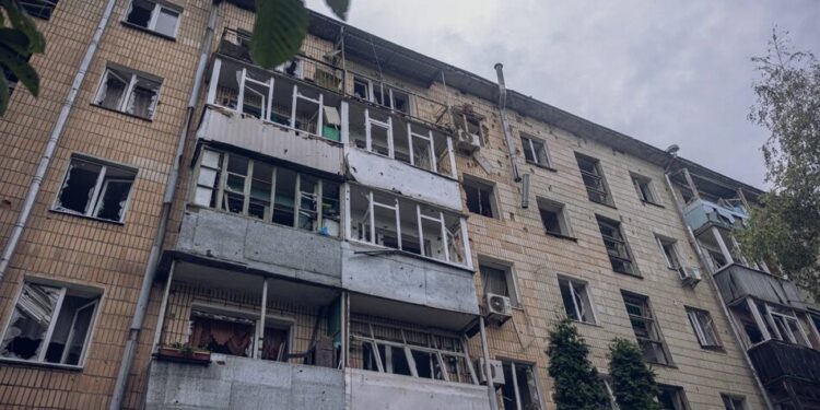 У Сумах внаслідок ворожих атак травмовано 13 людей, серед них 2 дітей