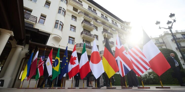 Лідери G7 погодилися посилити ППО для України і санкційний тиск на рф – ЗМІ