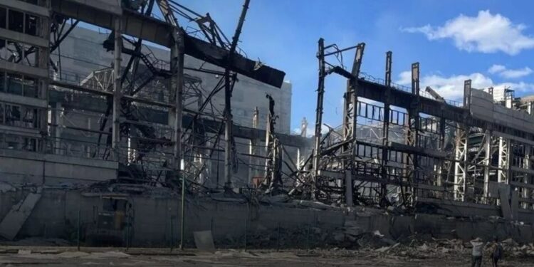 Генштаб офіційно підтвердив ураження двох НПЗ, залізничного мосту та складу боєприпасів рф