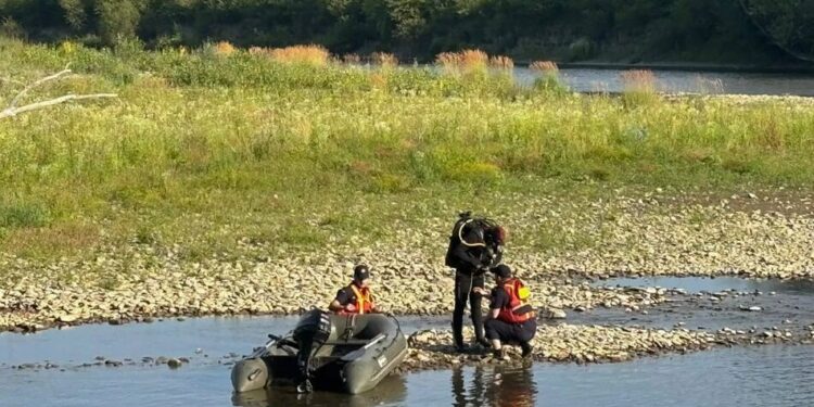 На Закарпатті другий день шукають 10-річного хлопчика, якого віднесло течією Тиси