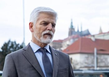 Президент Чехії подав до суду на прем’єр-міністра через виключення з делегації на саміт НАТО