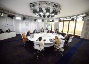 Зеленський обговорив з Трампом ліцензії на антибалістику, у G7 пообіцяли допомогу і підтримали тиск на рф