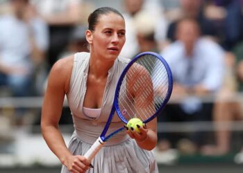 Українське дербі: Костюк обіграла Світоліну та вийшла у півфінал Ролан Гаррос
