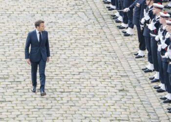 Макрон відзначив "глибоку зміну підходу" до України на тлі зближення США з Європою