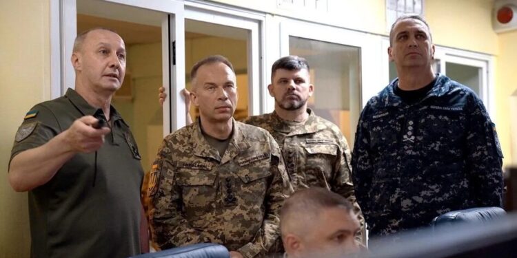 Сирський на півдні наказав посилити ППО для захисту морського коридору