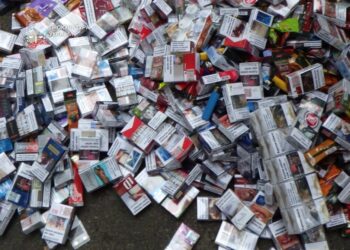 У Києві двоє чоловіків обікрали кіоски з цигарками на майже 300 тис. грн