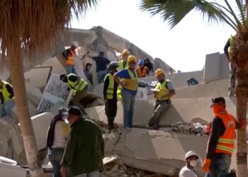 Після землетрусів у Венесуелі врятували ще 33 людей, майже 50 тисяч вважаються зниклими
