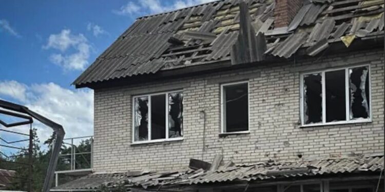 Кількість постраждалих через ранкову атаку рф на Суми зросла до 18 людей