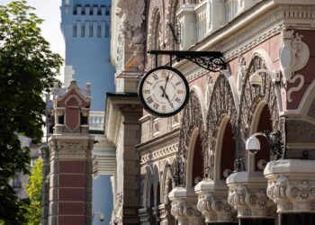 НБУ знову зберіг облікову ставку на рівні 15% та готовий до її підвищення