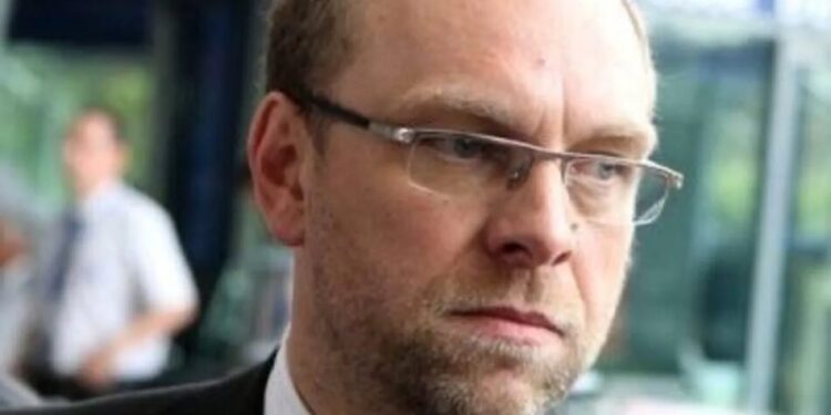 НАБУ та САП бачать своє покликання у створенні фільмів, а не у серйозній слідчій роботі – голова парламентської ТСК порівняв антикоруціонерів з PR-агенцією