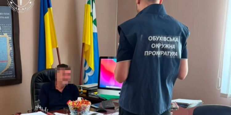 Мер з Київщини отримав підозру через земельну схему і розтрату 75 млн грн
