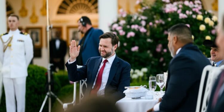 Венс визнав, що інтереси США та Ізраїлю щодо Ірану можуть "розходитися"