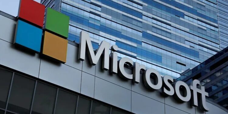 Microsoft представила нову еру пристроїв зі штучним інтелектом та автономних AI-агентів