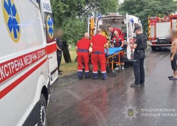На Волині 7 людей втратили свідомість через влучання блискавки