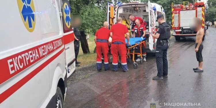 На Волині 7 людей втратили свідомість через влучання блискавки