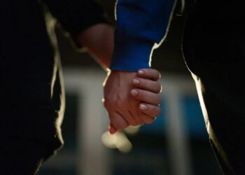 Десять молодих українців врятували з окупації та росії