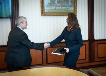 Обговорили програму розширеного фінансування та виконання структурних маяків – Свириденко зустрілась із місією МВФ
