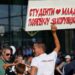 Тисячі сербів вийшли на протест з вимогою відставки Вучича