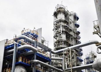 Виробляє до 9 млн тонн нафти на рік – ССО озвучили деталі атаку на НПЗ в тюмені