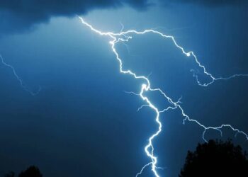 У Львові через удар блискавки до лікарні потрапила 6-річна дівчинка