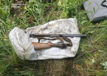 На Кіровоградщині кілька місяців розшукували 28-річну жінку: її тіло знайшли в сараї, у вбивстві підозрюють рідного батька