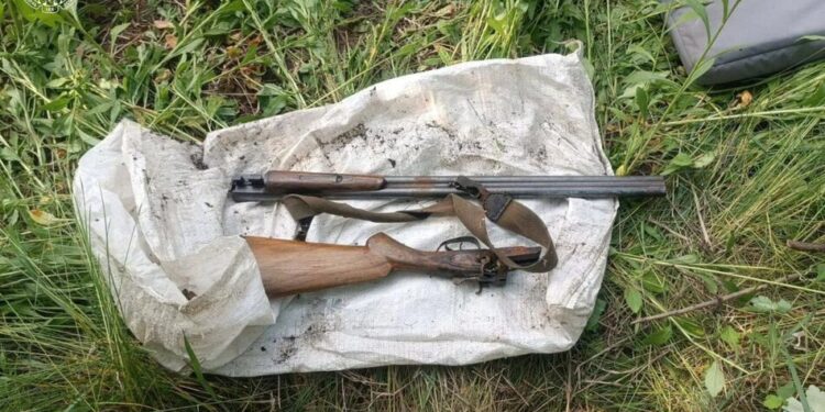 На Кіровоградщині кілька місяців розшукували 28-річну жінку: її тіло знайшли в сараї, у вбивстві підозрюють рідного батька