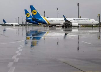 Рекордні податки, відʼємна рентабельність і тиск на бізнес: українська авіагалузь працює на межі можливостей