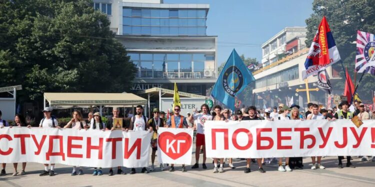 У Сербії не припиняють протестів попри заяву Вучича про майбутню відставку
