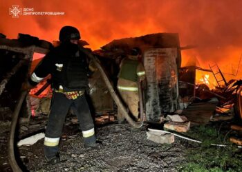 Кількість загиблих від удару рф по Дніпру зросла до 11, серед них двоє дітей