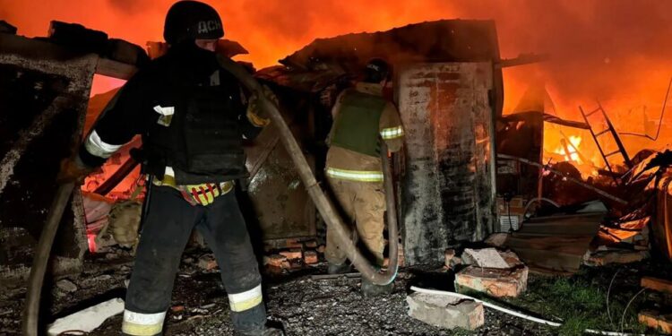 Кількість загиблих від удару рф по Дніпру зросла до 11, серед них двоє дітей