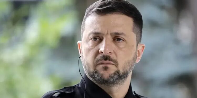 "Попри те, що він безумець" – Зеленський заявив про готовність до перемовин із путіним