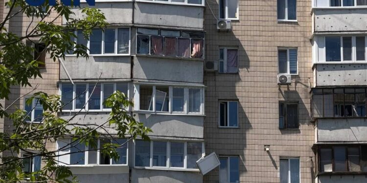 У Києві кількість постраждалих від масованої атаки рф продовжує зростати