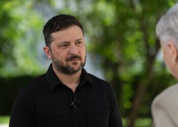 Зеленський заявив, що Україна сама визначатиме представника Європи на переговорах з рф