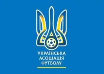 Гравець збірної України залишив подарунок військовому, що проспав візит футболістів