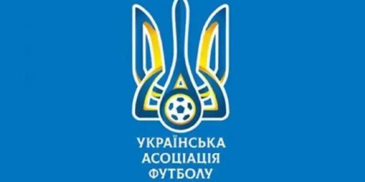 Гравець збірної України залишив подарунок військовому, що проспав візит футболістів