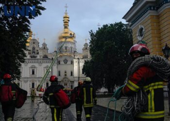 рф поширює фейк про "ракету Patriot", яка нібито пошкодила Києво-Печерську лавру – Центр страткому