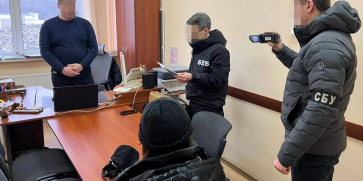 В Одесі викрили схему розкрадання понад 20 млн грн на закупівлях для світлофорів