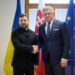 Зеленський зустрівся із прем'єром Словаччини Фіцо і запросив його в Україну