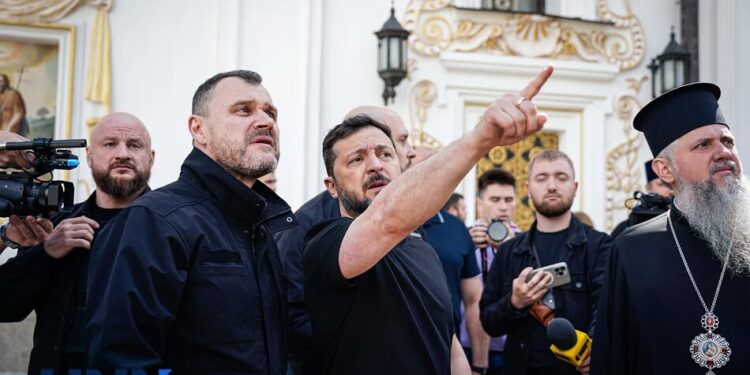 Зеленський розповів, звідки візьмуть гроші для відновлення Києво-Печерської Лаври