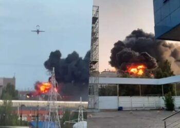 Економіка рф втрачає мільярди доларів через українські далекобійні удари – The Economist